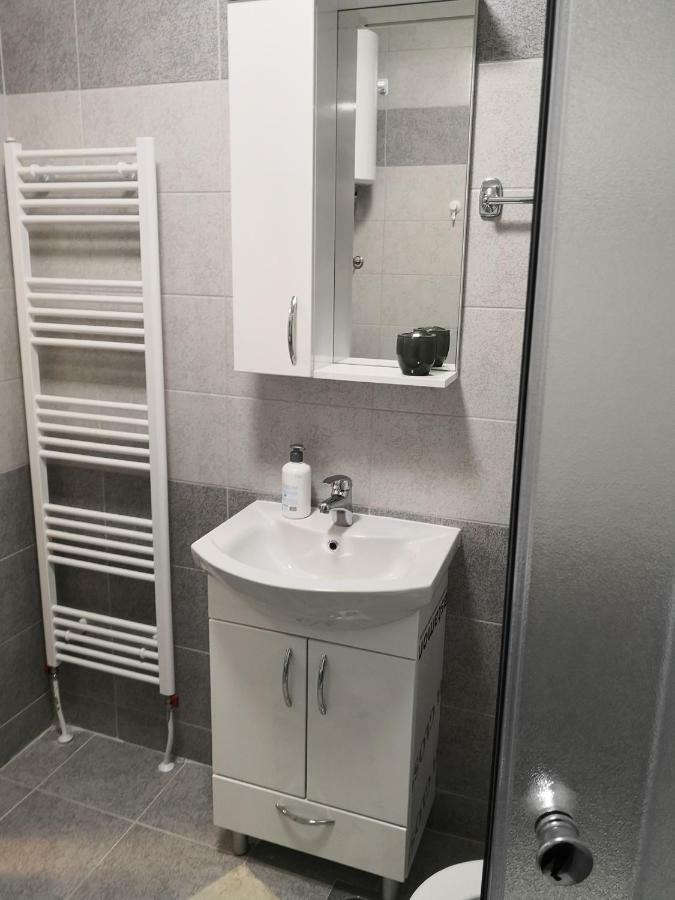 Apartman Gaga Lukavica Εξωτερικό φωτογραφία